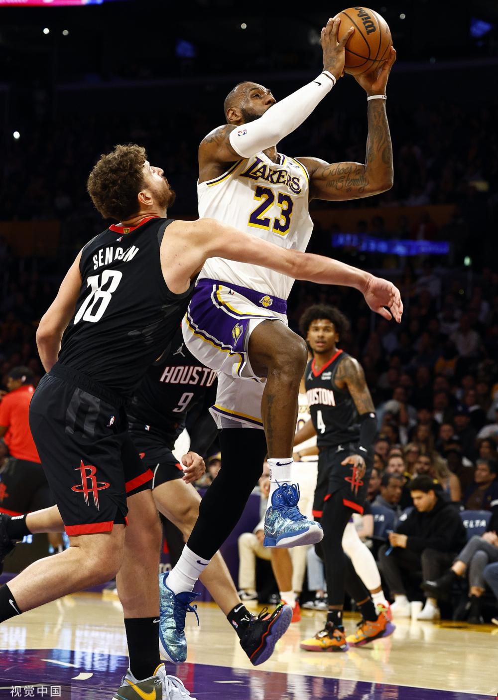 年轻一代的 年轻一代的